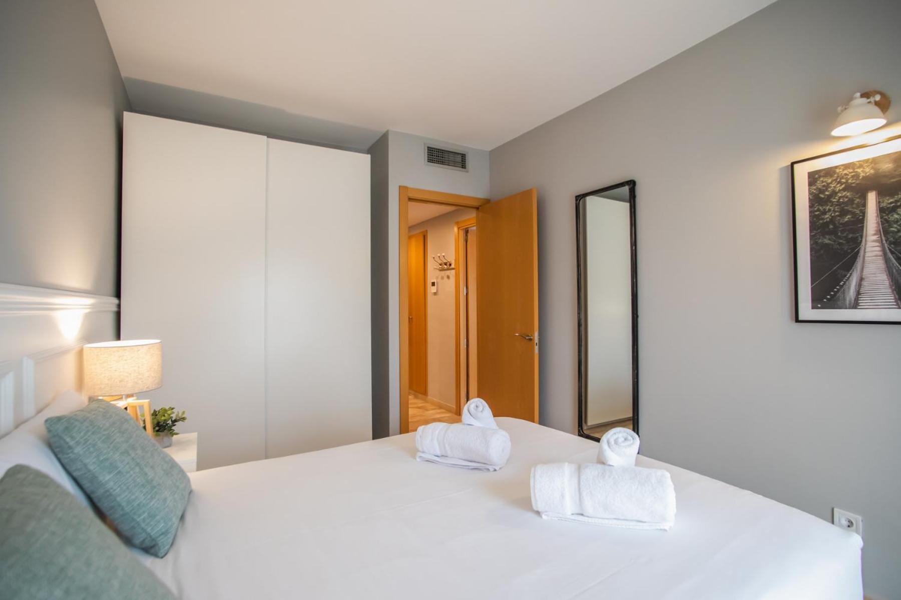 Apartamento P1mal1091- Fantastic 3bed Steps Away From Sagrada Barcelona
